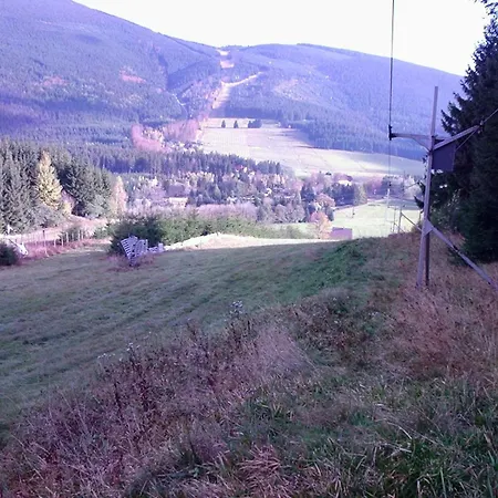 Little Mountain * Ostružná